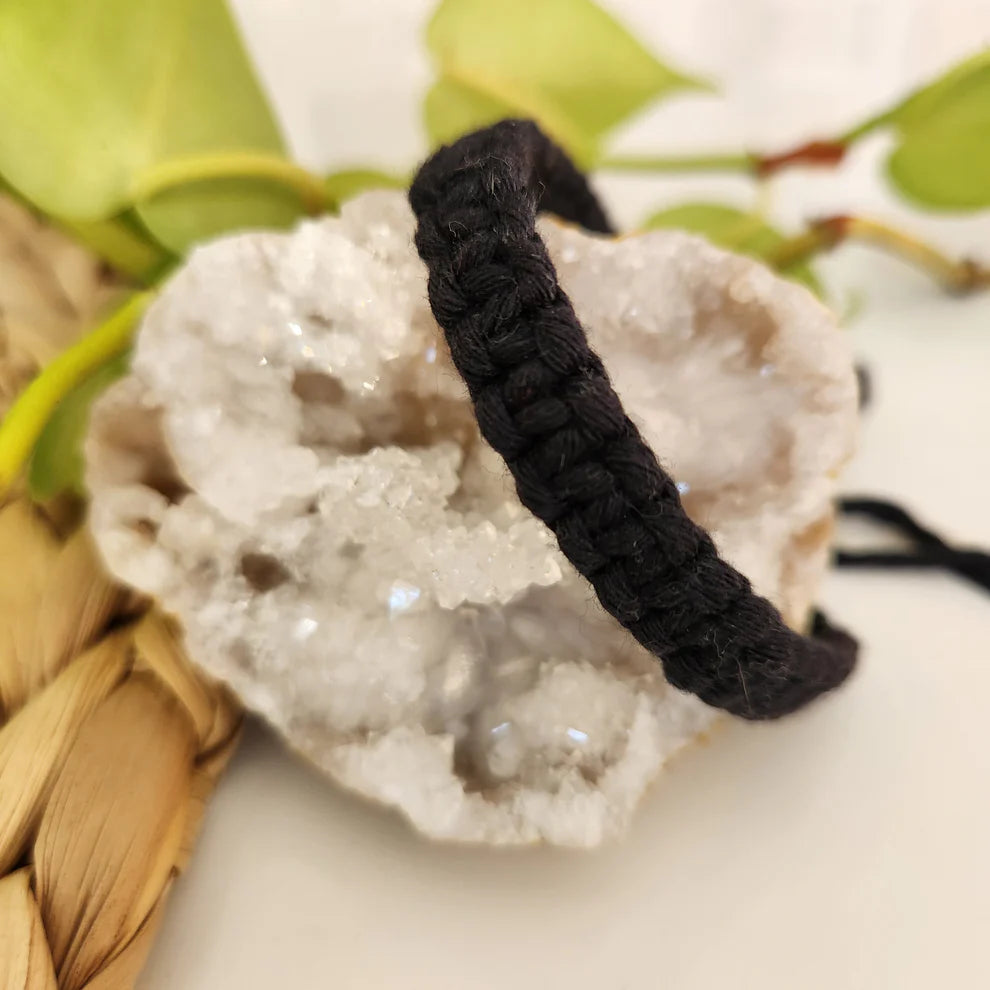 Bracelets ajustables à noeud plat