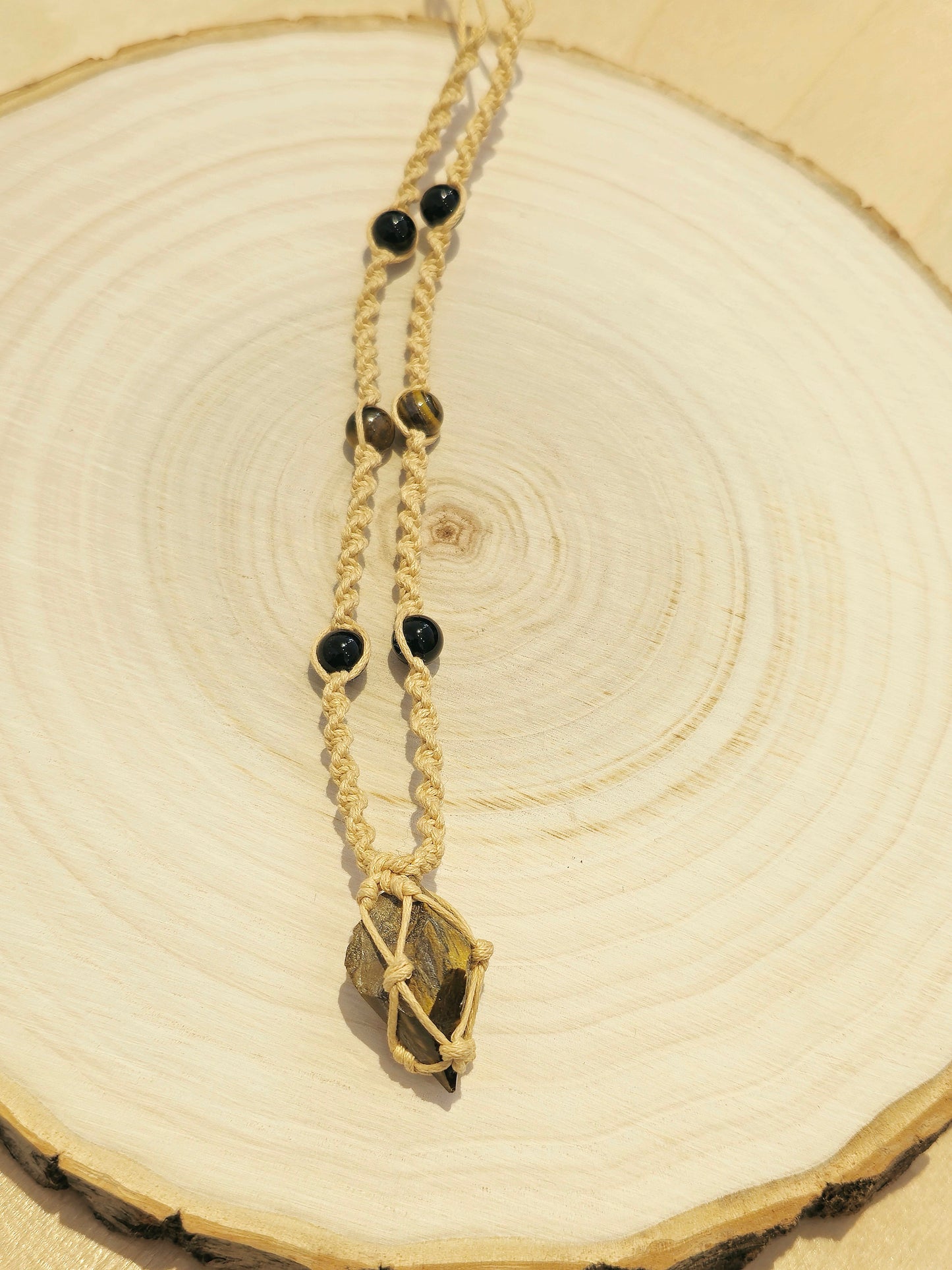 Collier macramé Oeil de tigre