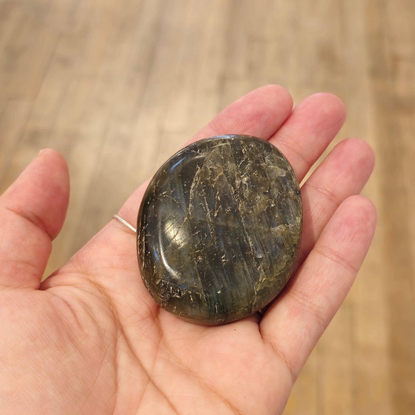 Pierre de paume en Labradorite