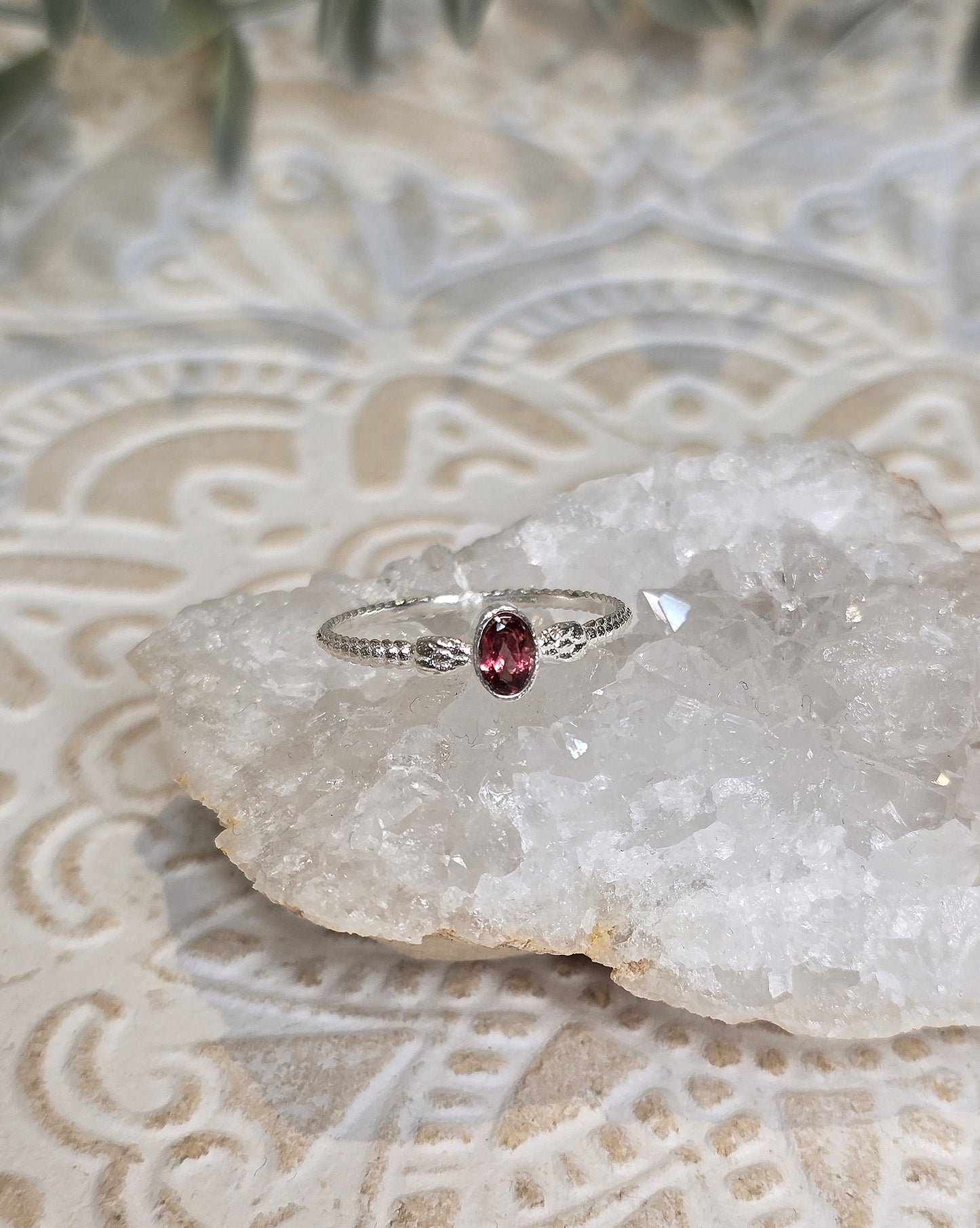 Bague Grenat ovale