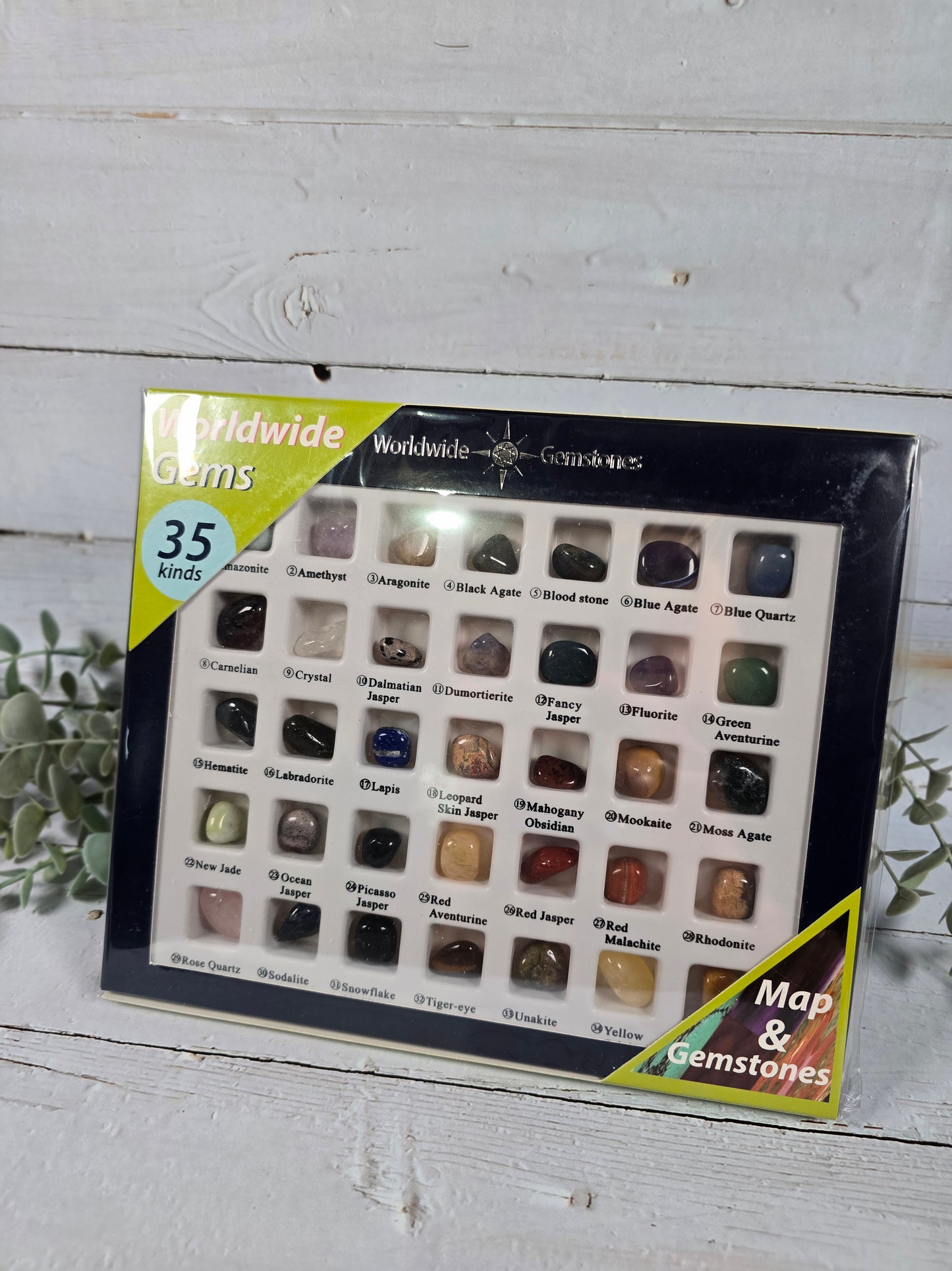 Ensemble de 35 pierres barattées