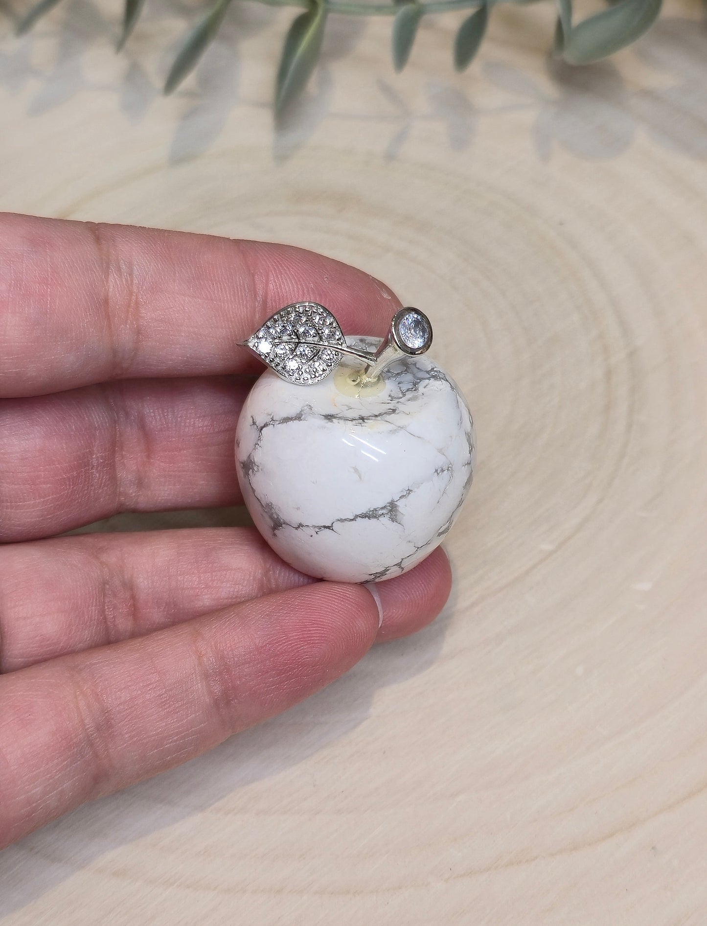 Pomme Howlite
