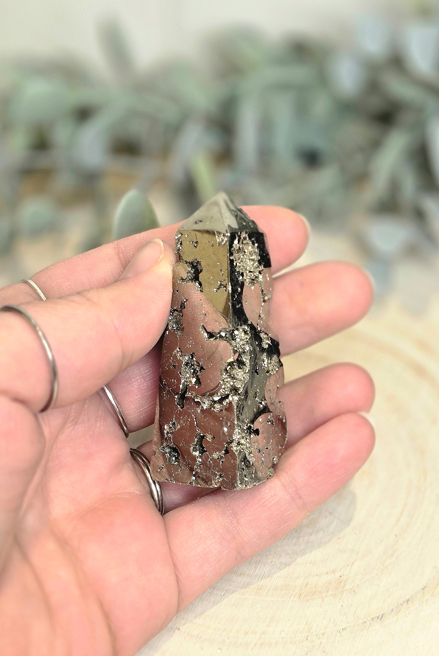 Pointe en Pyrite du Pérou