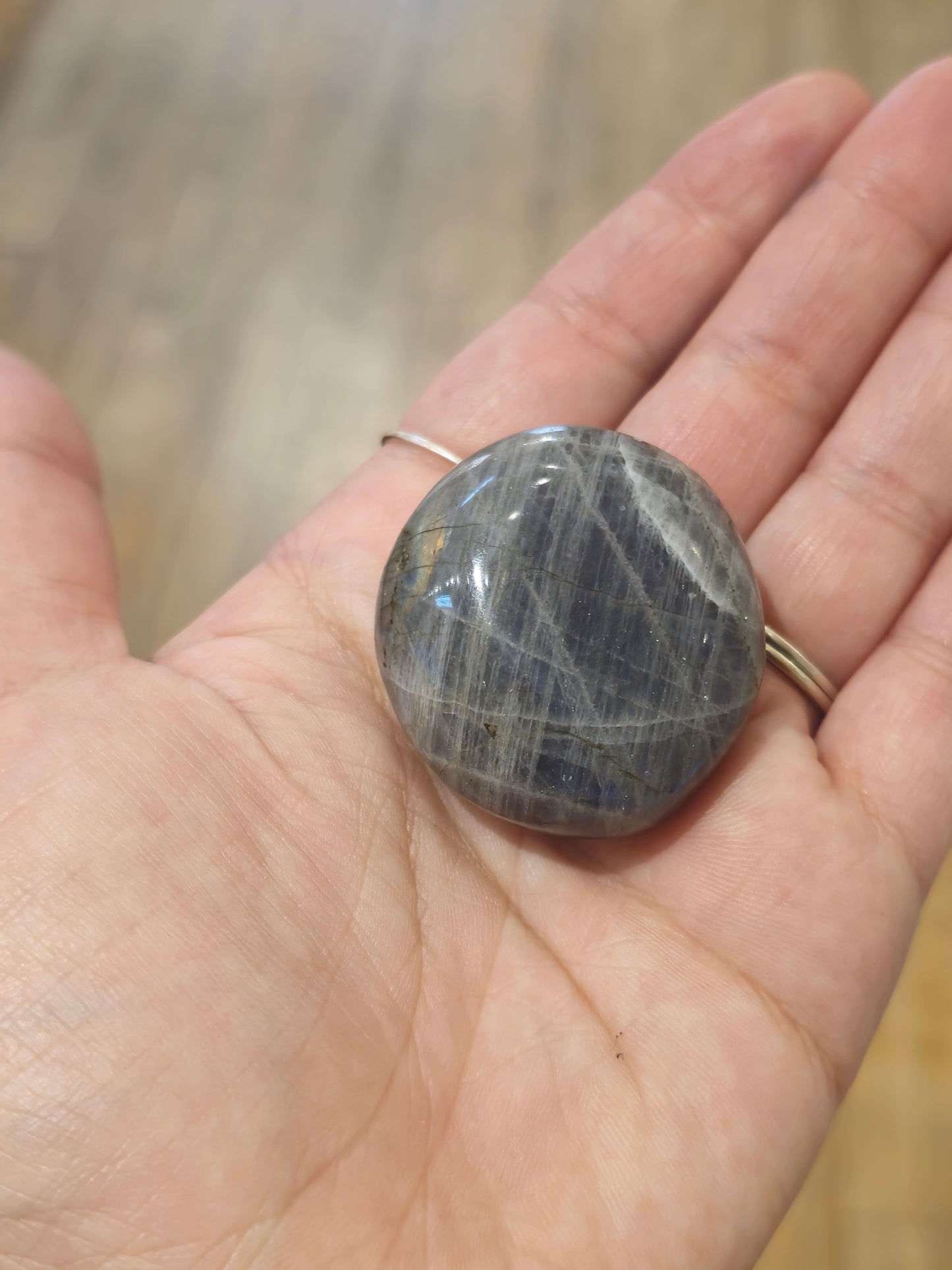 Pierre de paume Labradorite mauve