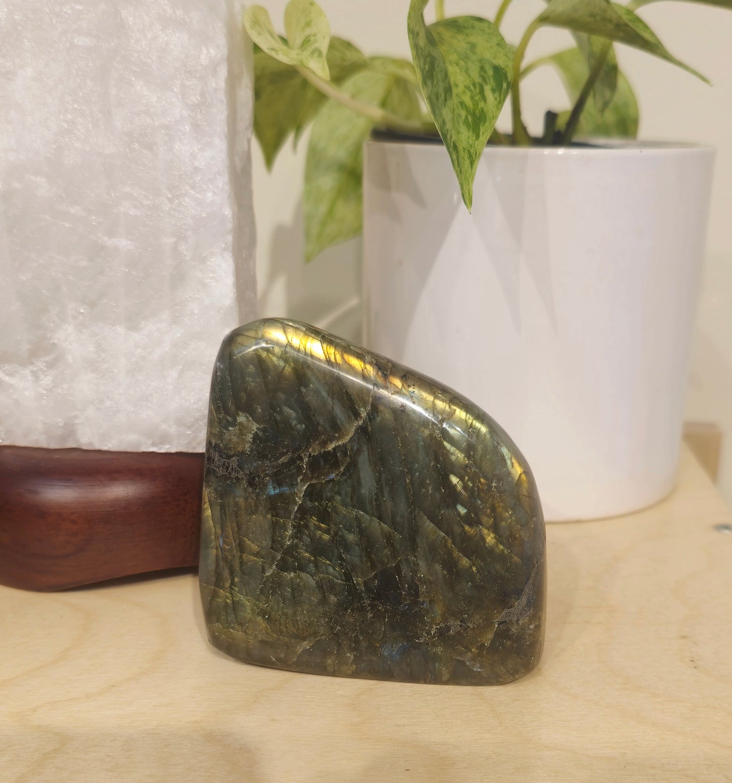 Freeform Labradorite