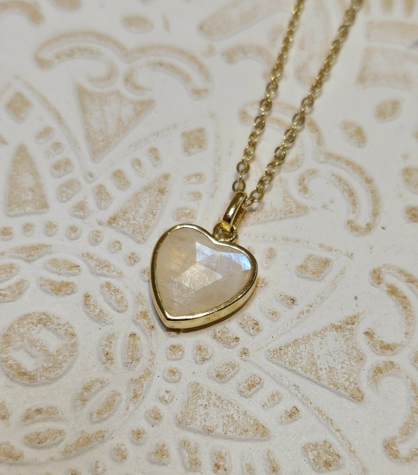 Collier Pierre de lune coeur gold