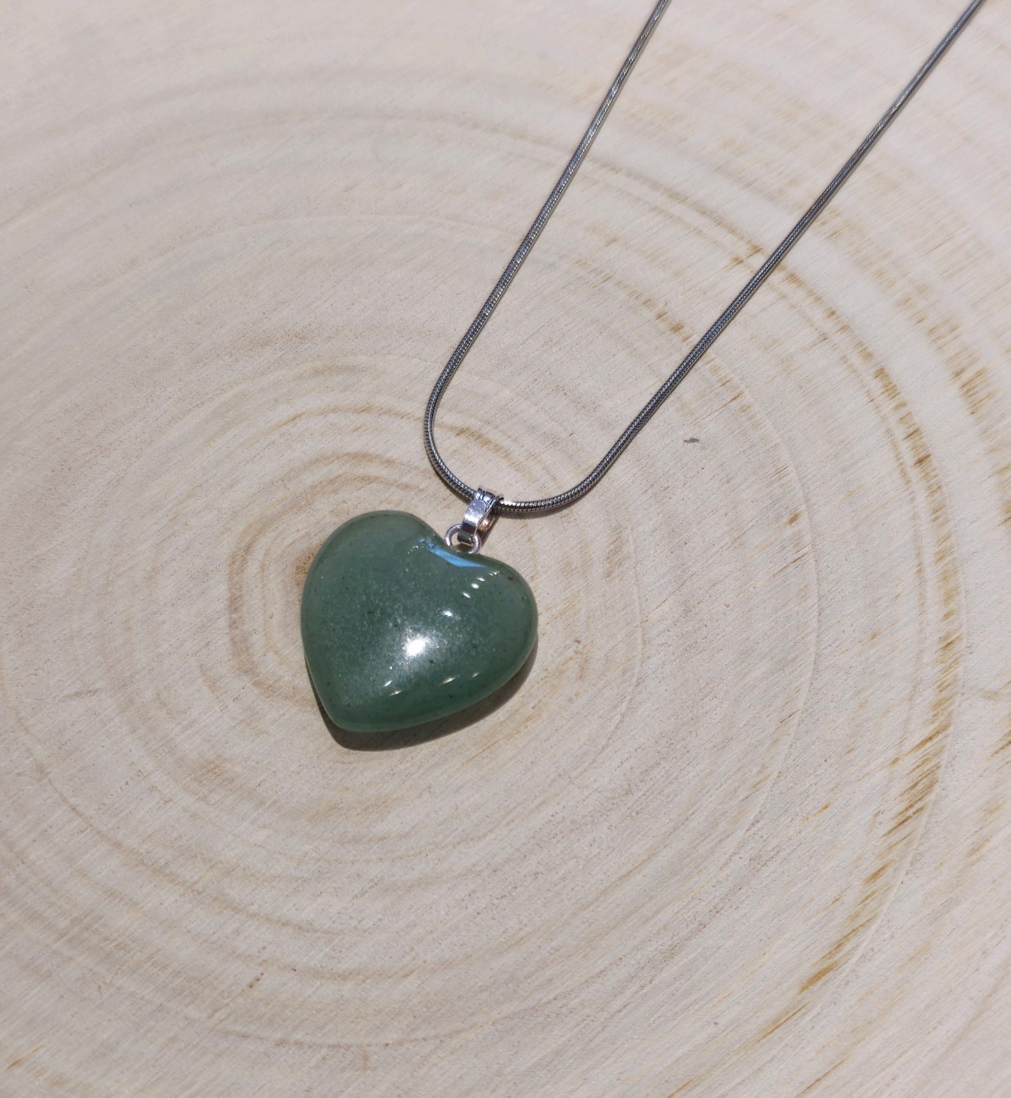 Collier en coeur en Aventurine verte