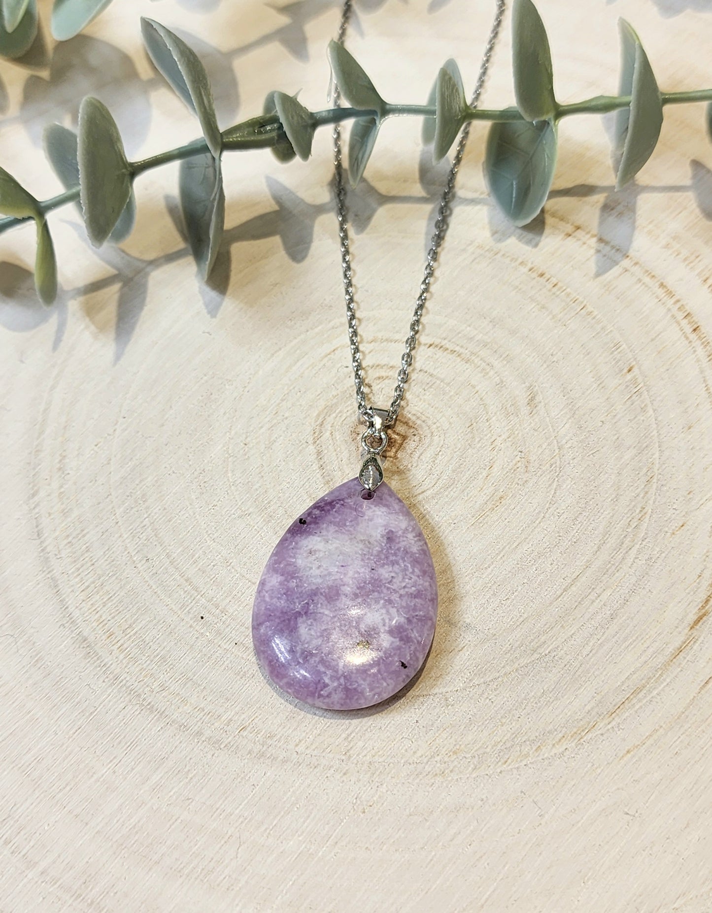 Collier goutte Lépidolite