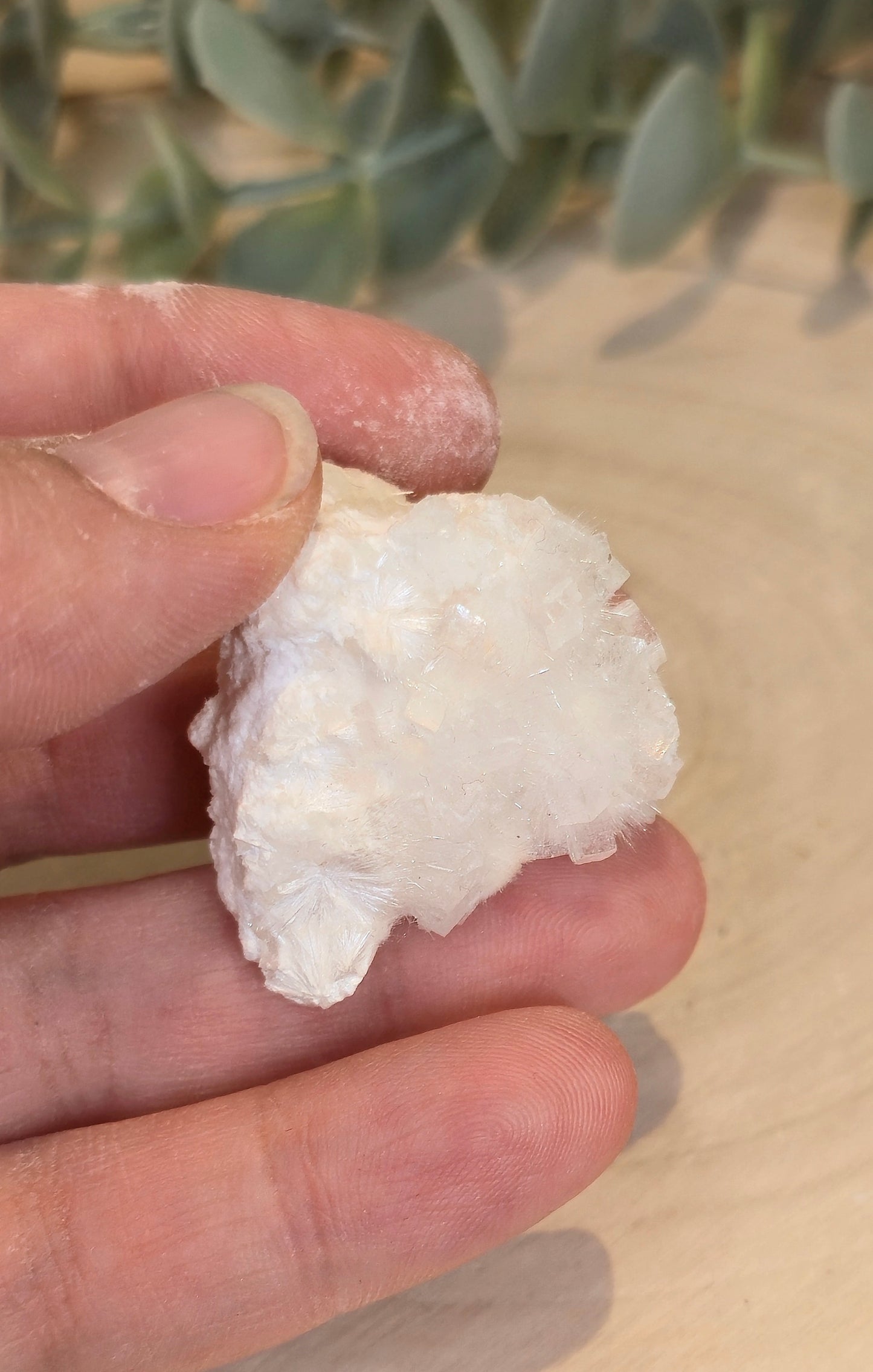 Morceaux d'Okenite brute de l’Inde