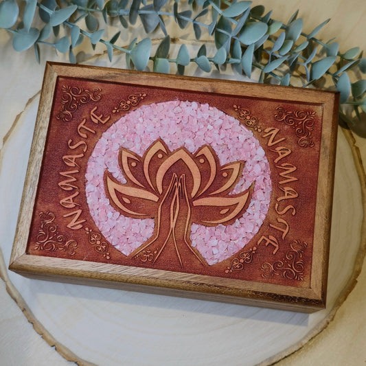 Boite en bois Namasté Quartz rose