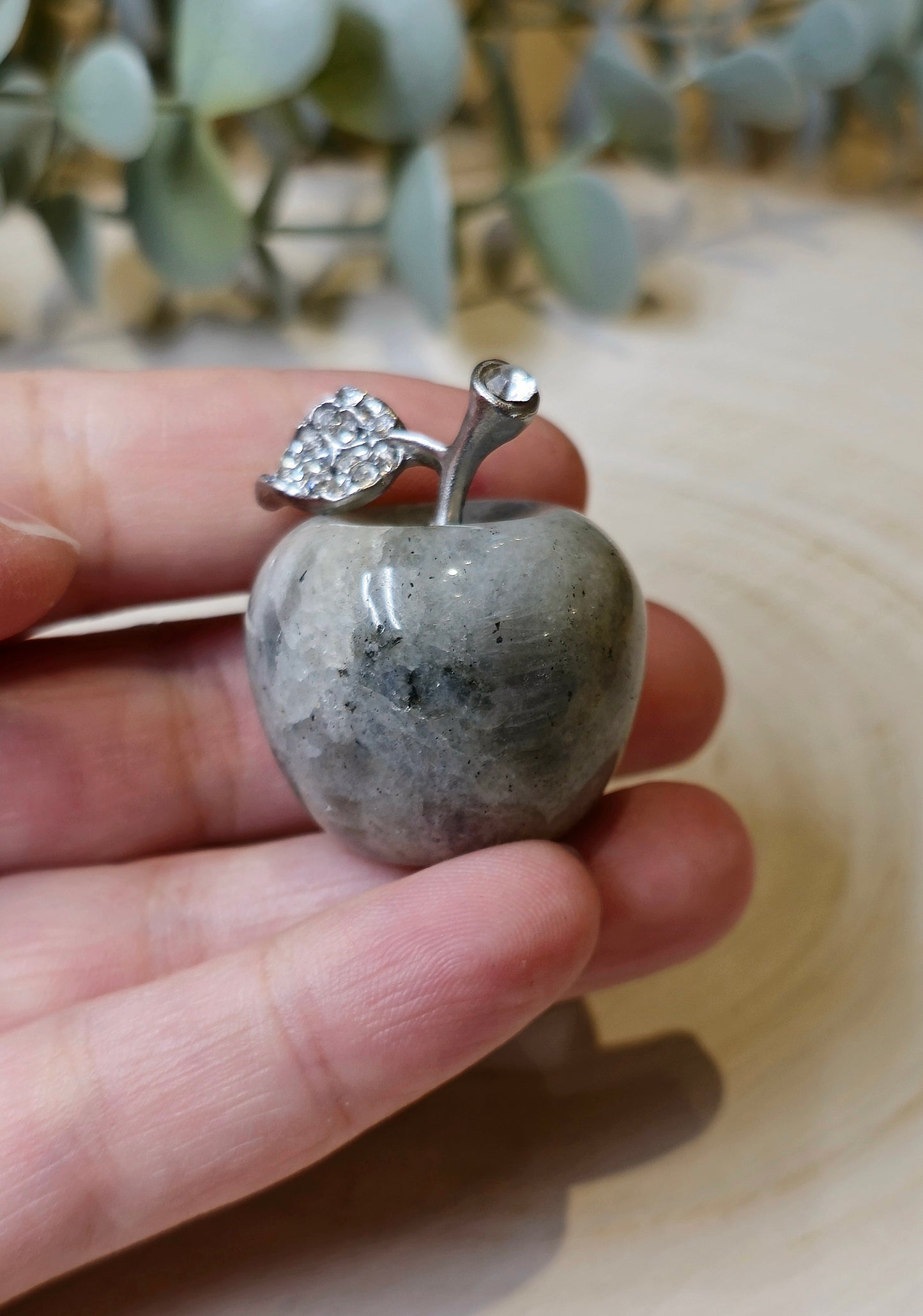 Pomme Labradorite
