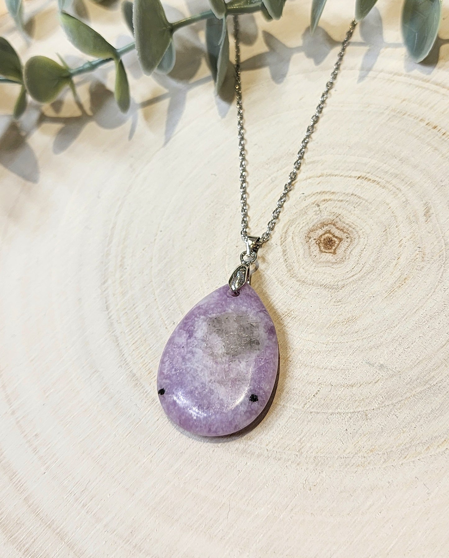 Collier goutte Lépidolite