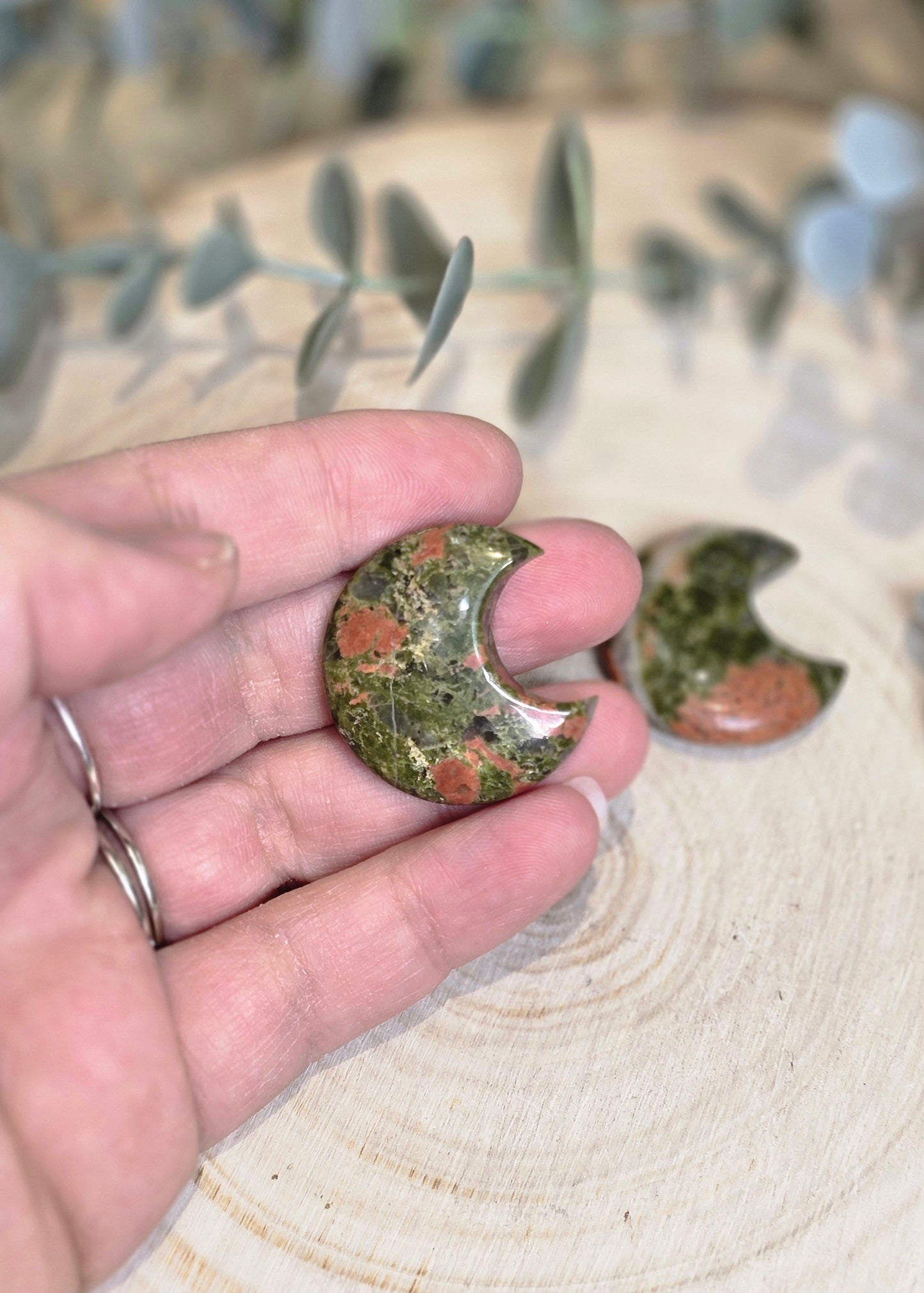 Lune en Unakite