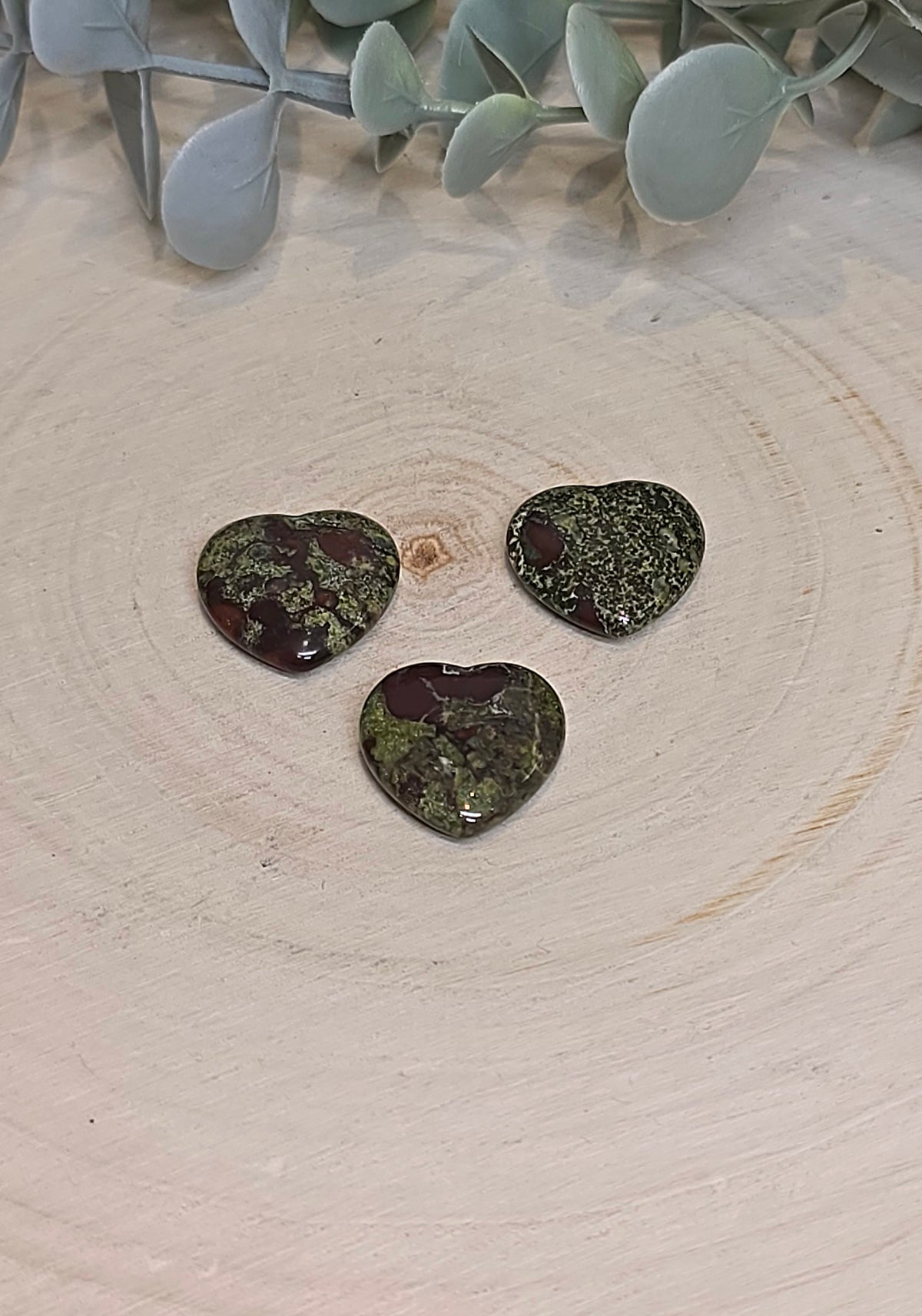 Coeur en Jaspe sang de dragon