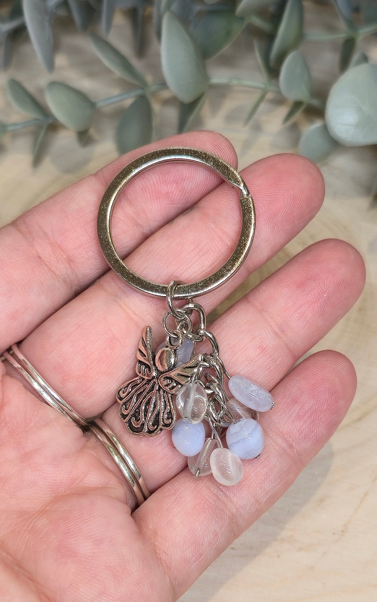 Porte-clé Ange avec Agate dentelle bleue et Quartz