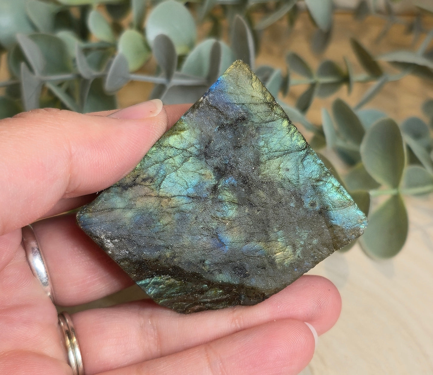 Labradorite brute