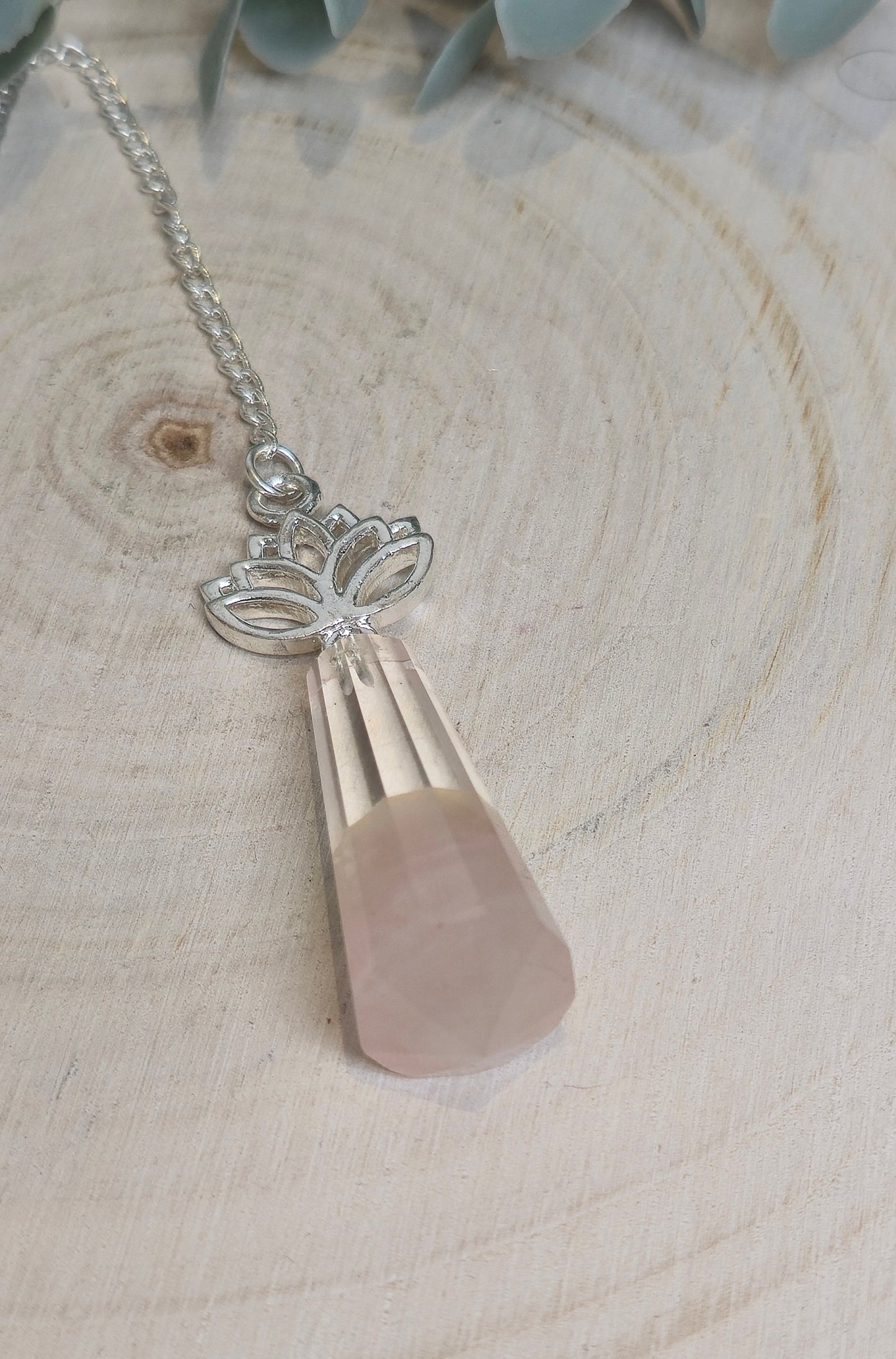 Pendule en Quartz clair et Quartz rose