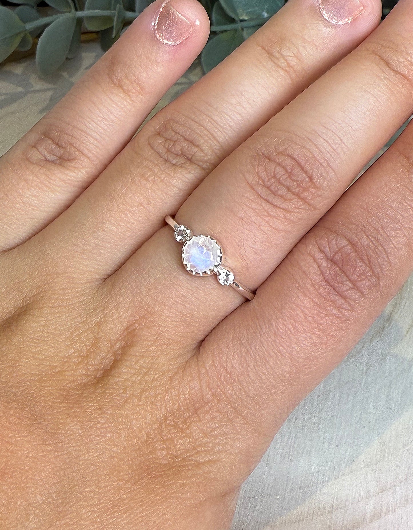 Bague Pierre de lune et Topaze blanche
