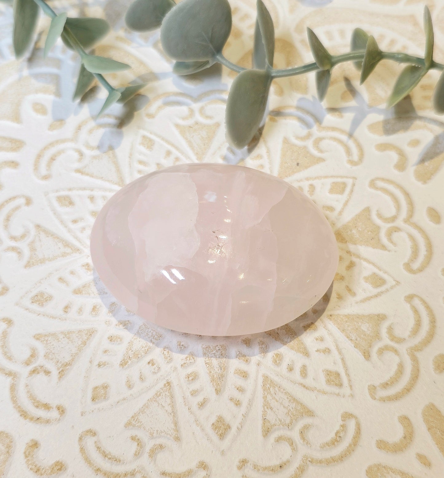 Pierre de paume en Calcite rose