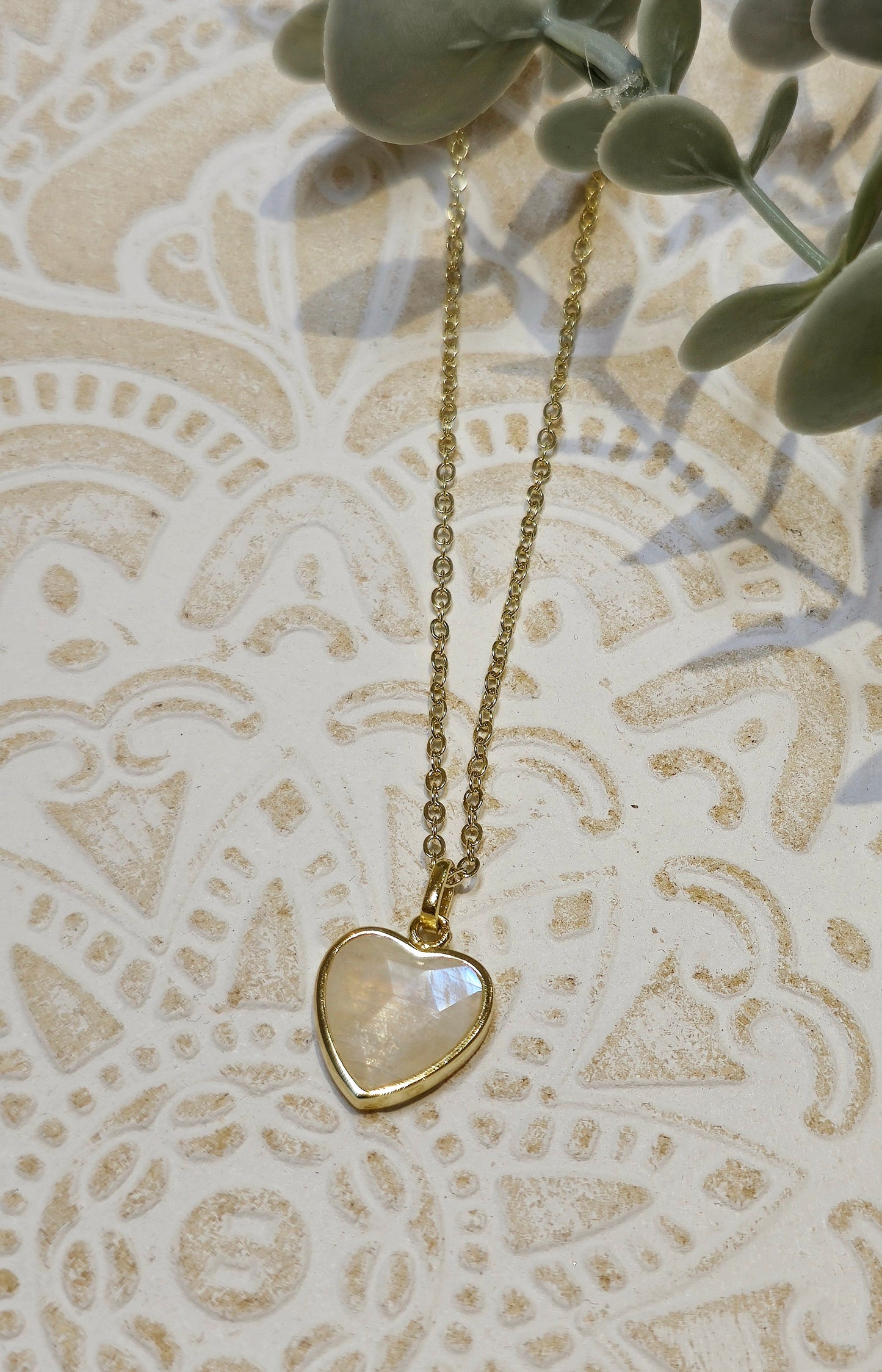 Collier Pierre de lune coeur gold