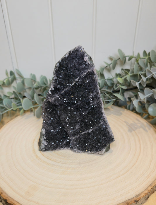 Amas d’Améthyste noire