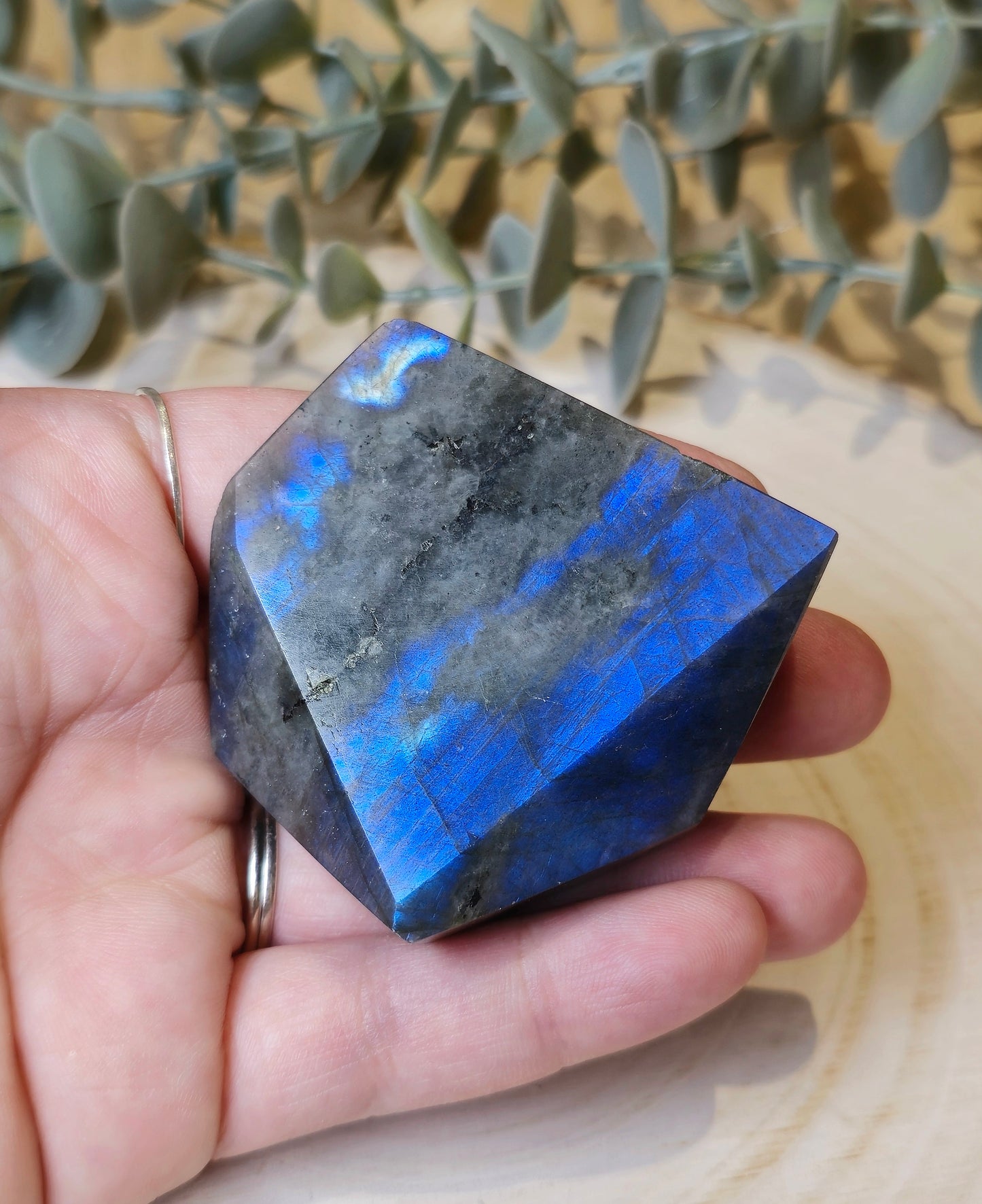 Freeform Labradorite