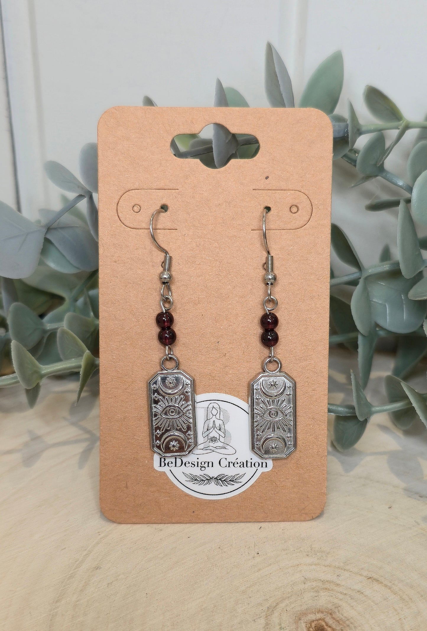 Boucles d’oreilles Lune Oeil de protection Grenat