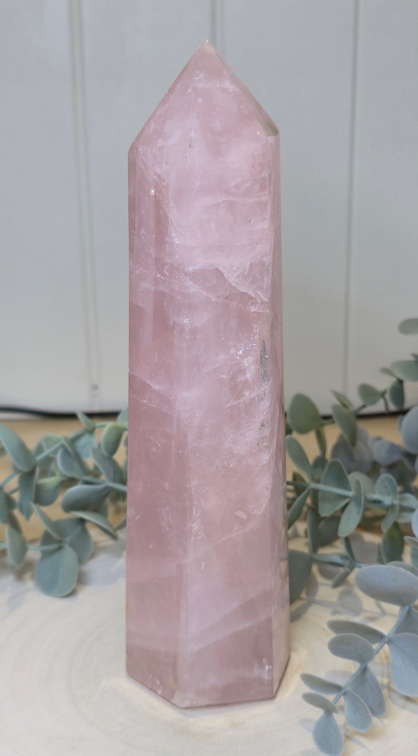 Pointe en Quartz rose de Madagascar