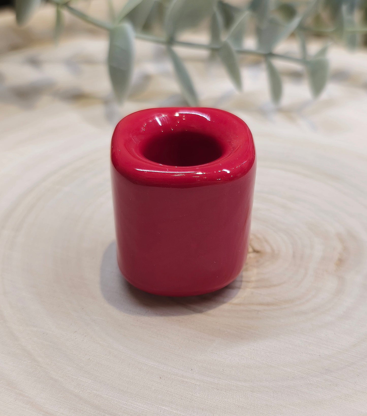 Porte-bougie d’intension rouge