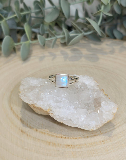 Bague Pierre de lune arc-en-ciel