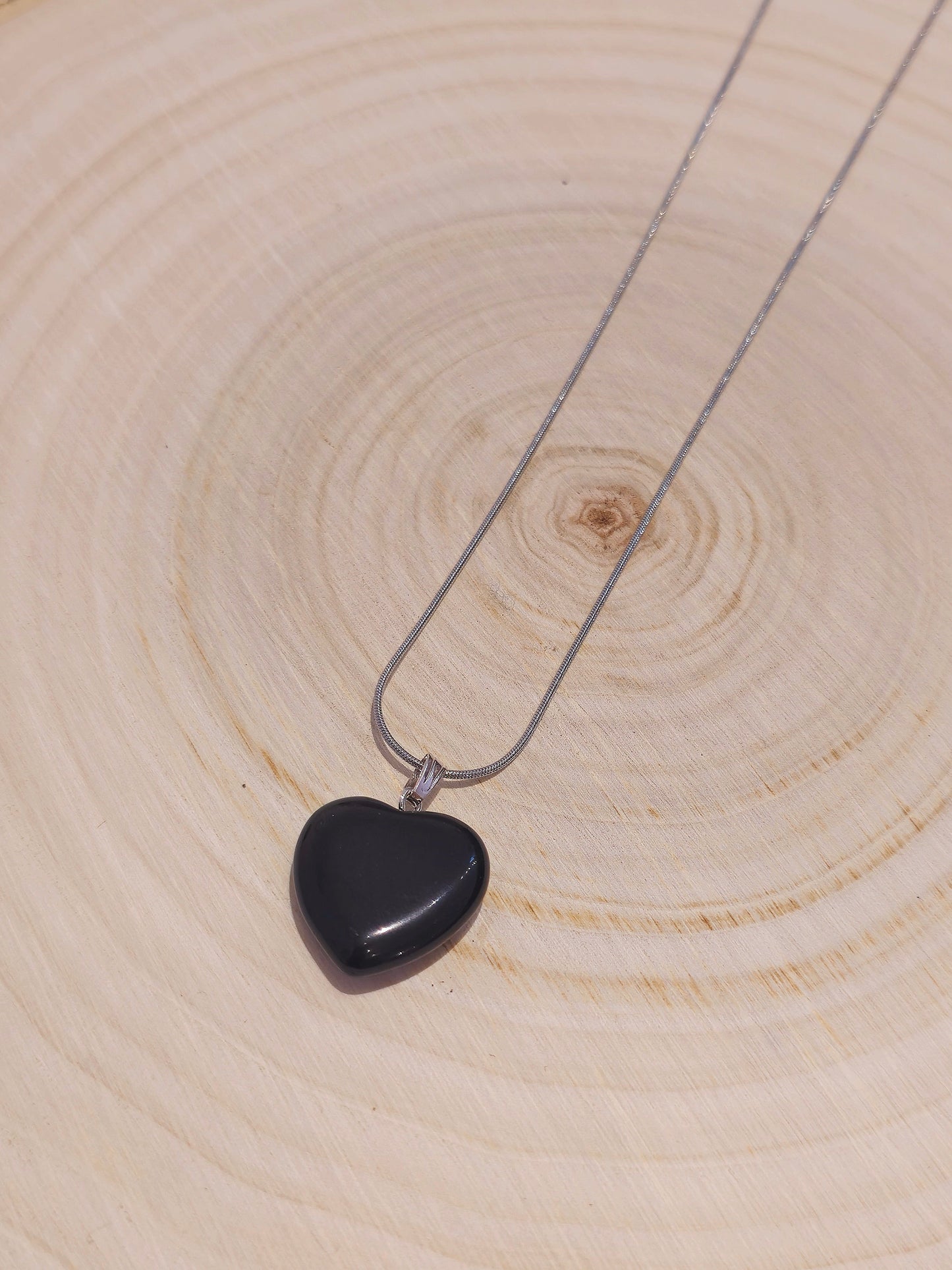 Collier en coeur en Obsidienne