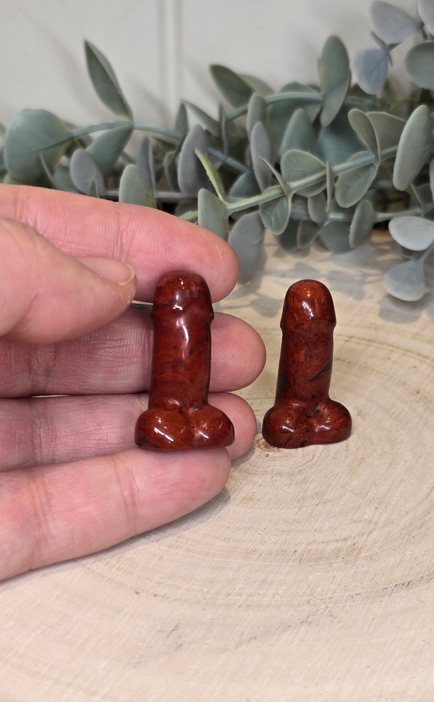 Pénis en Jaspe rouge