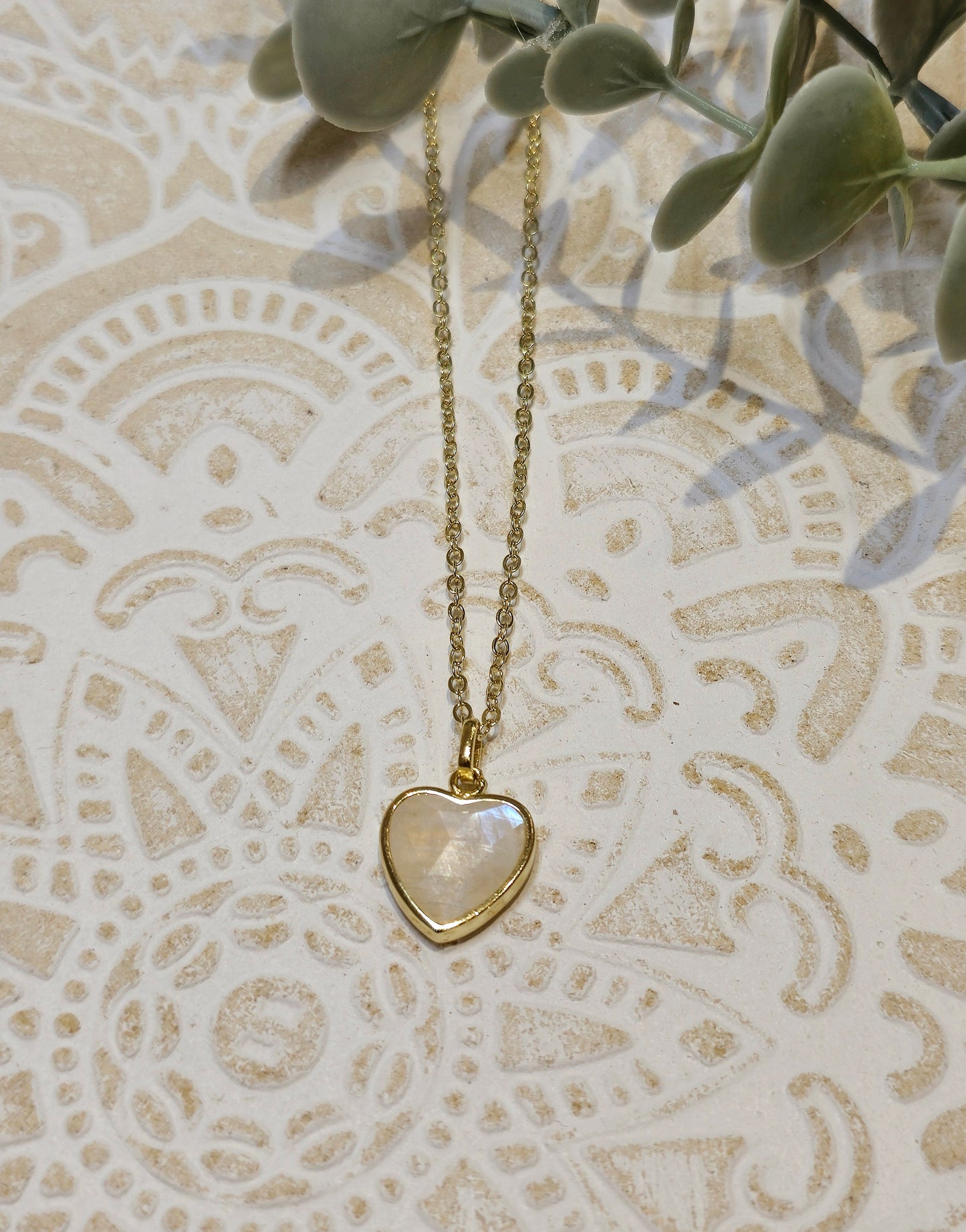 Collier Pierre de lune coeur gold