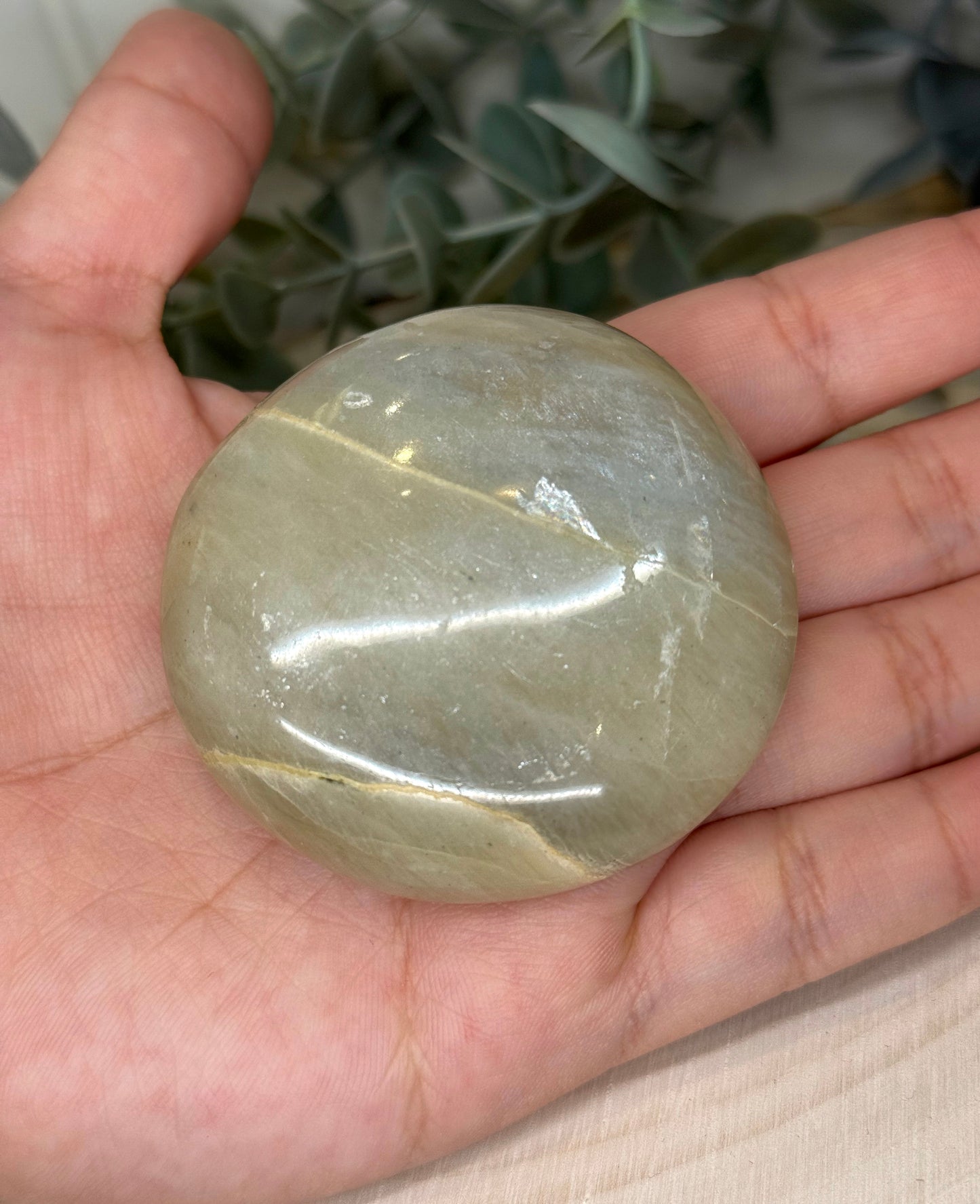 Pierre de lune verte de paume