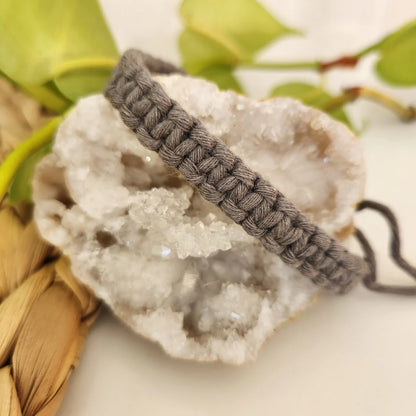 Bracelets ajustables à noeud plat