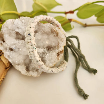 Bracelets ajustables à noeud plat