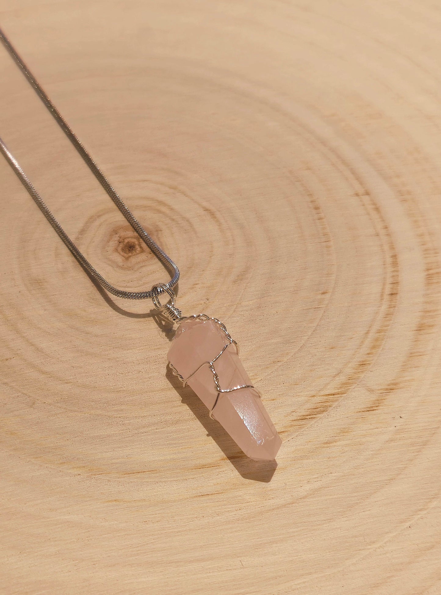 Collier Pointe Quartz rose