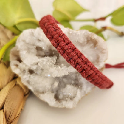 Bracelets ajustables à noeud plat