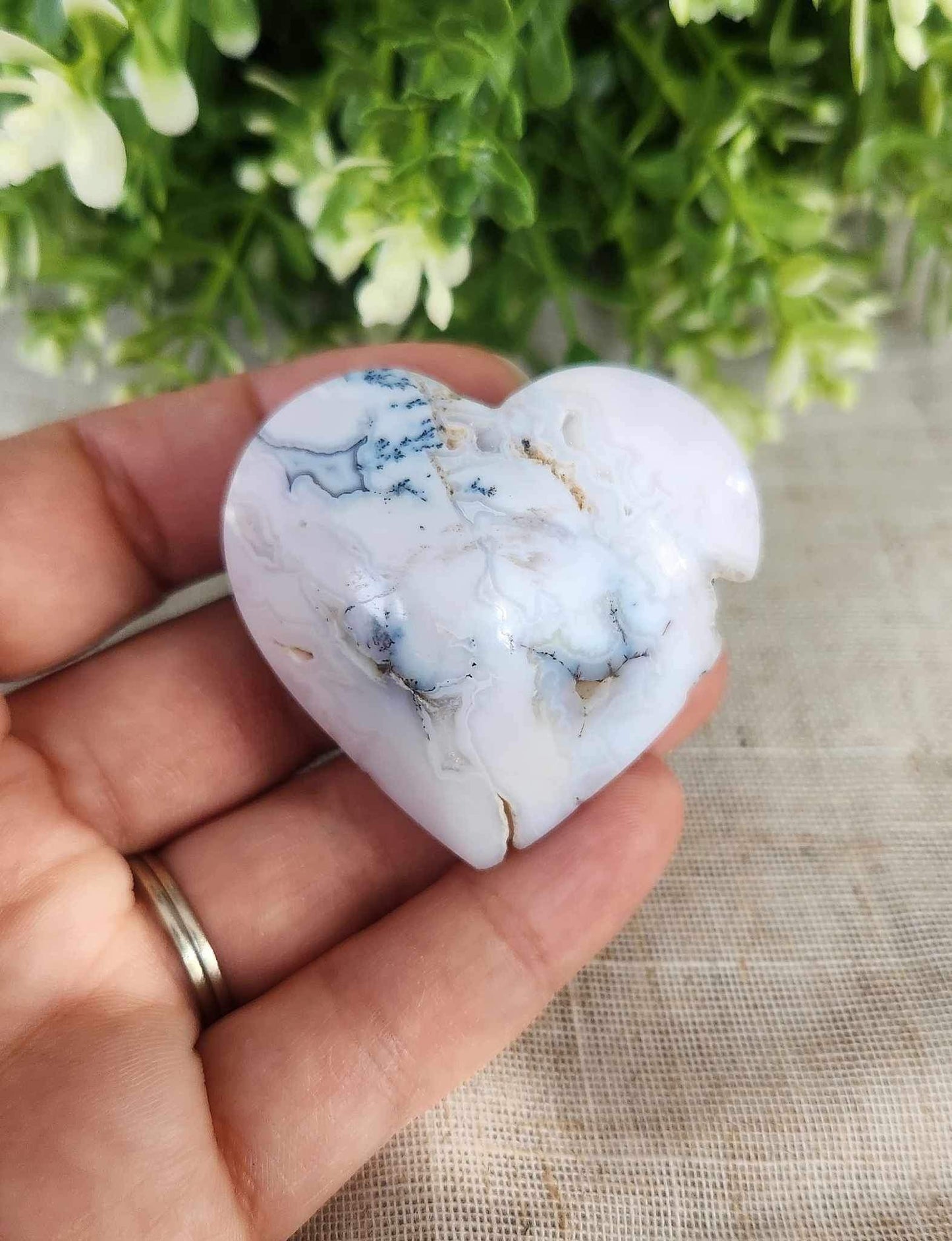 Coeur en Agate blanche neige