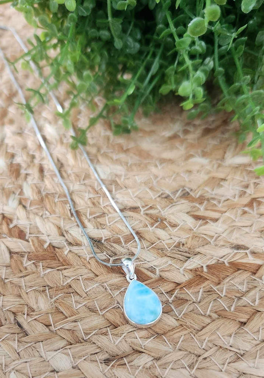 Collier Larimar