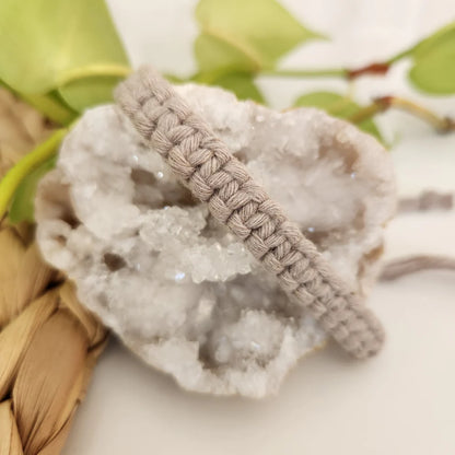 Bracelets ajustables à noeud plat