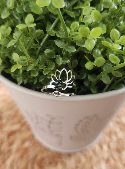 Bague Fleur de lotus ajustable