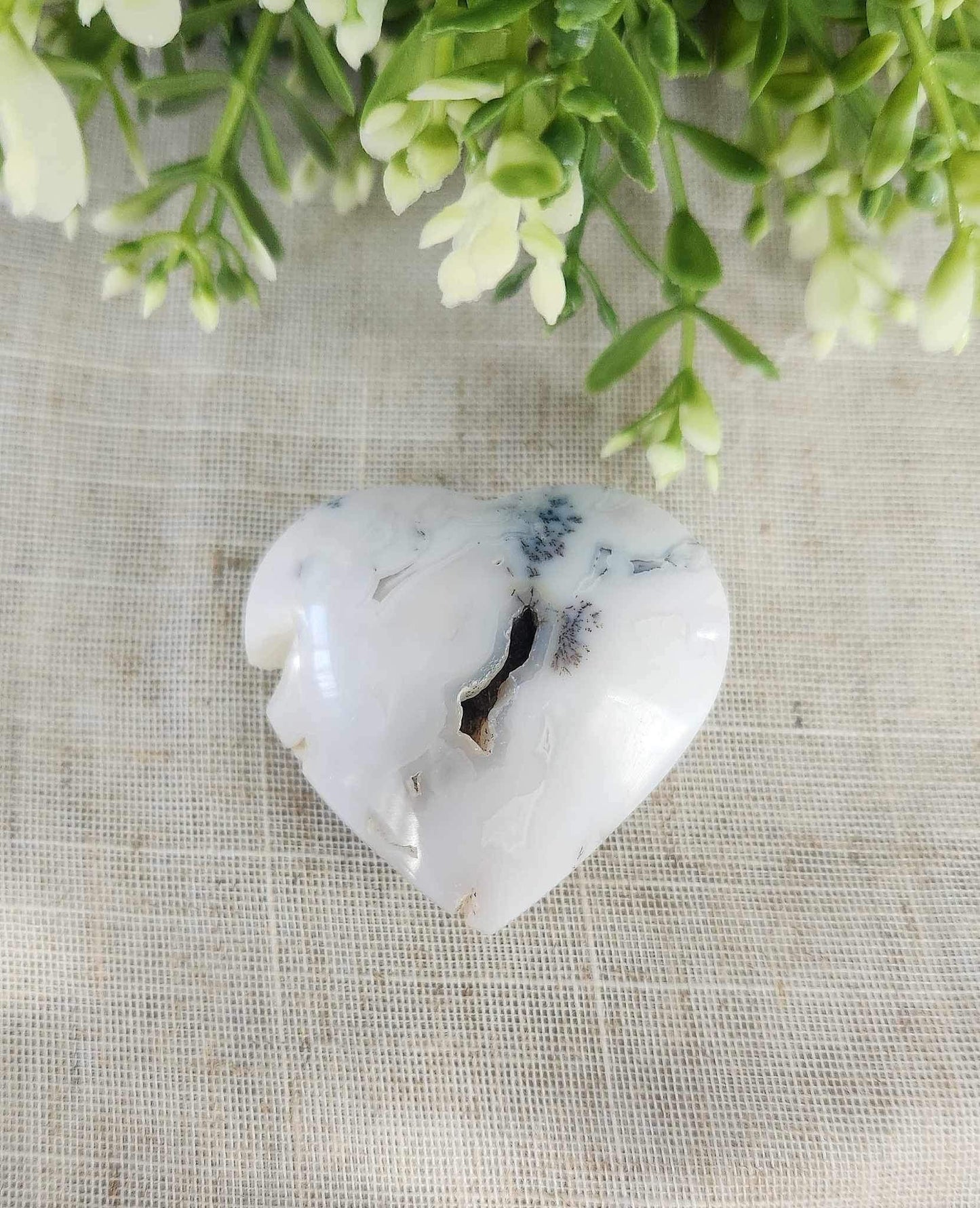 Coeur en Agate blanche neige