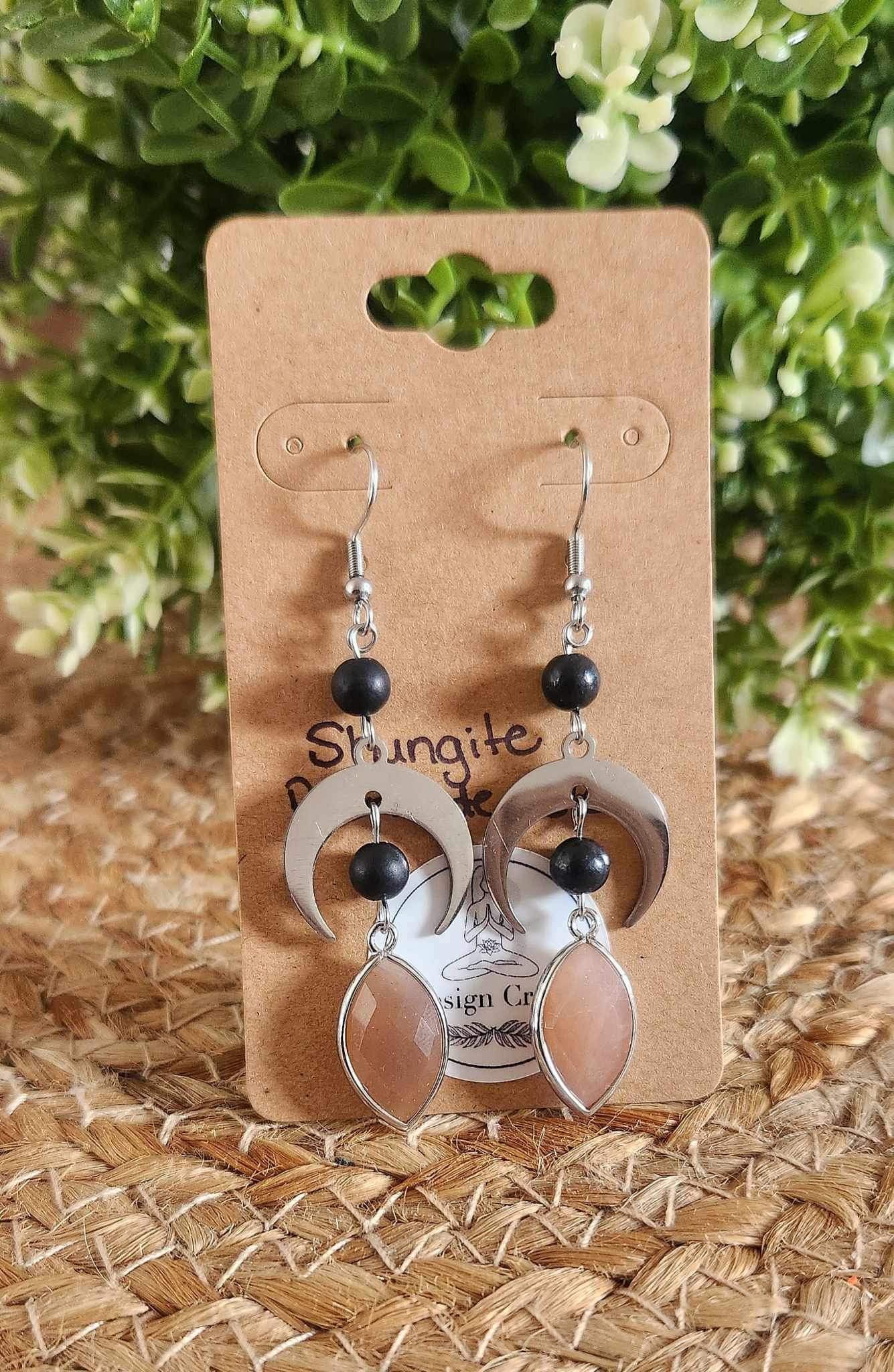 Boucles d’oreilles Lune Shungite et Pierre de lune