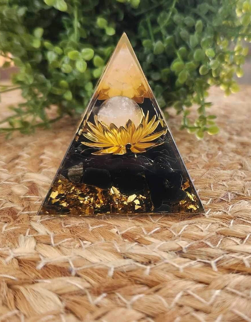 Pyramide Orgonite Obsidienne