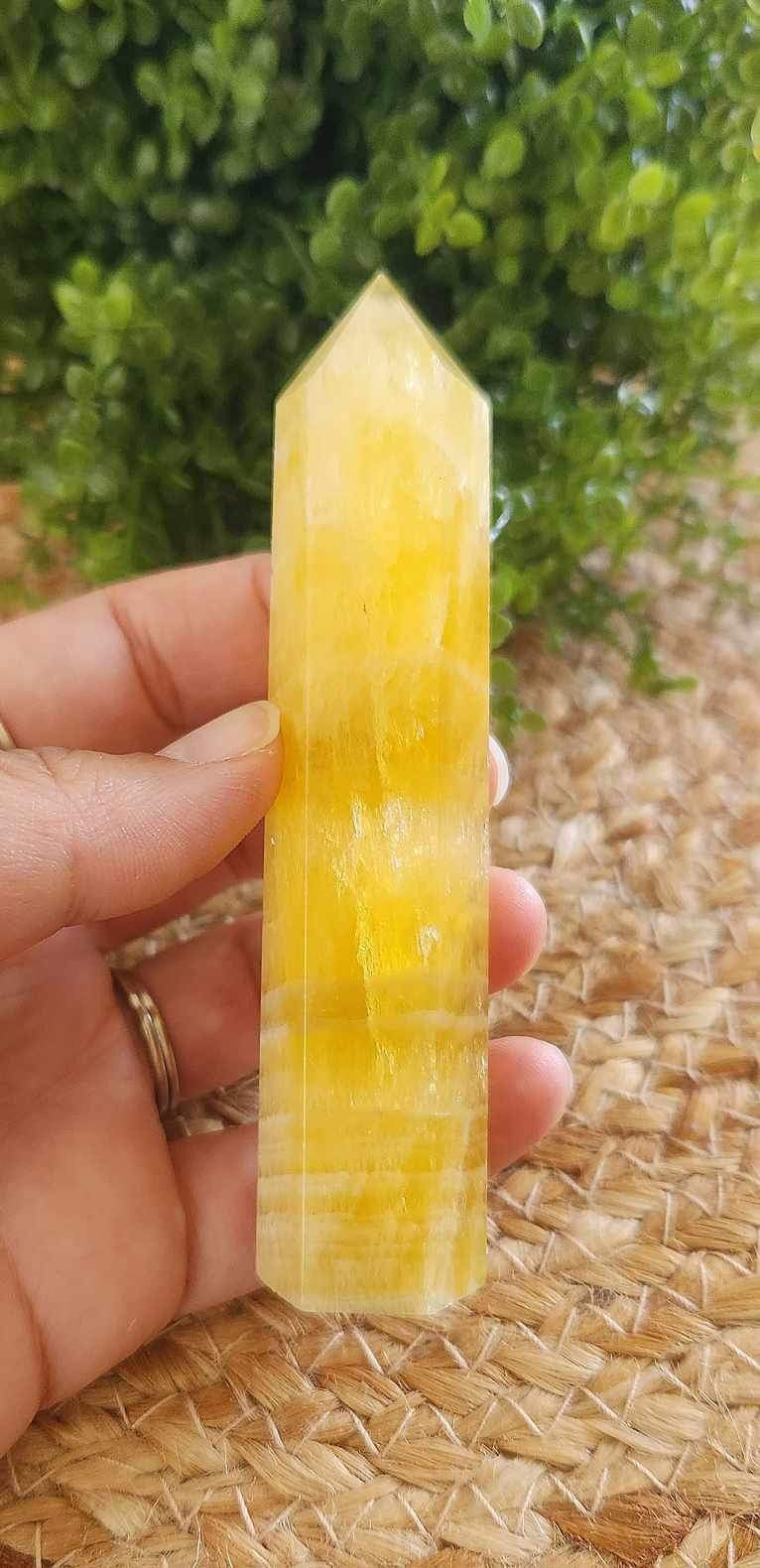 Pointe en Fluorite jaune