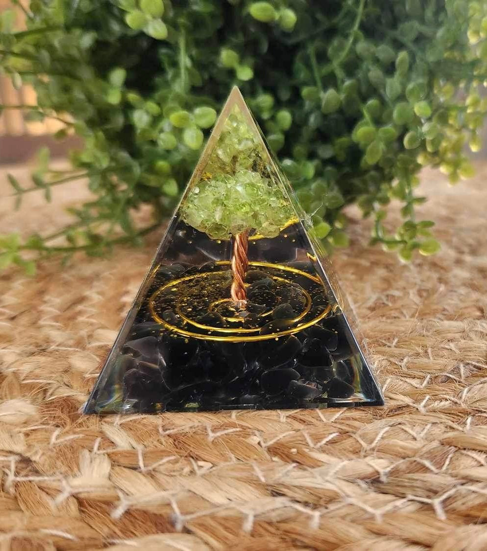 Pyramide Orgonite Obsidienne Arbre