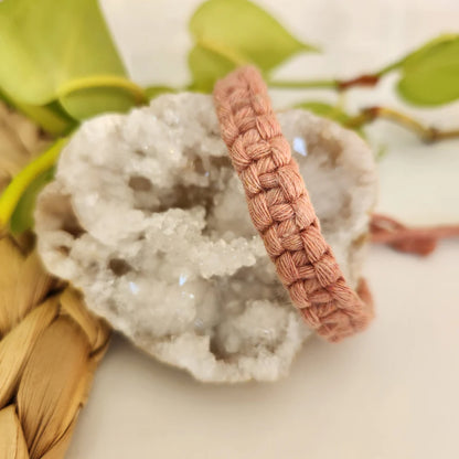 Bracelets ajustables à noeud plat