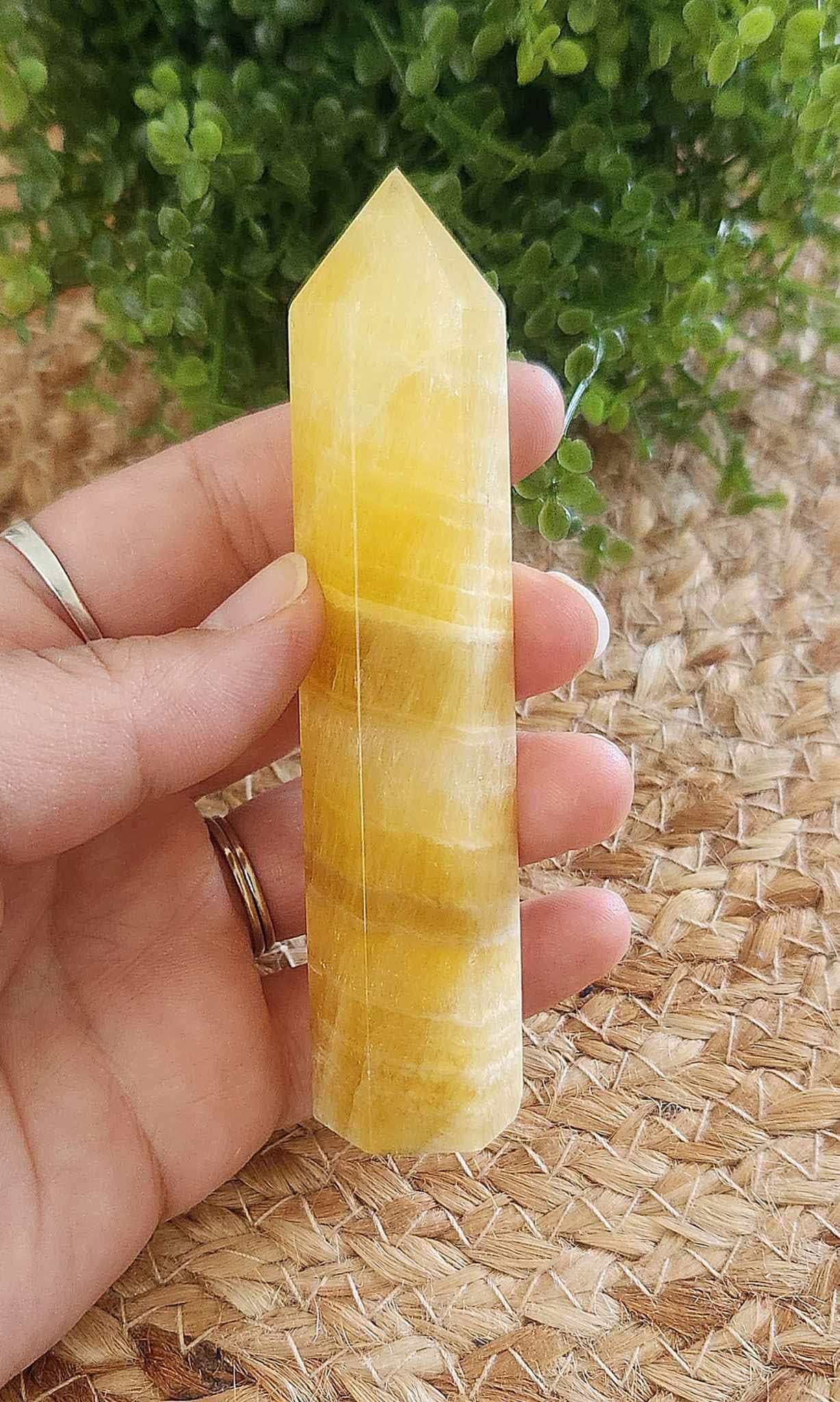 Pointe en Fluorite jaune