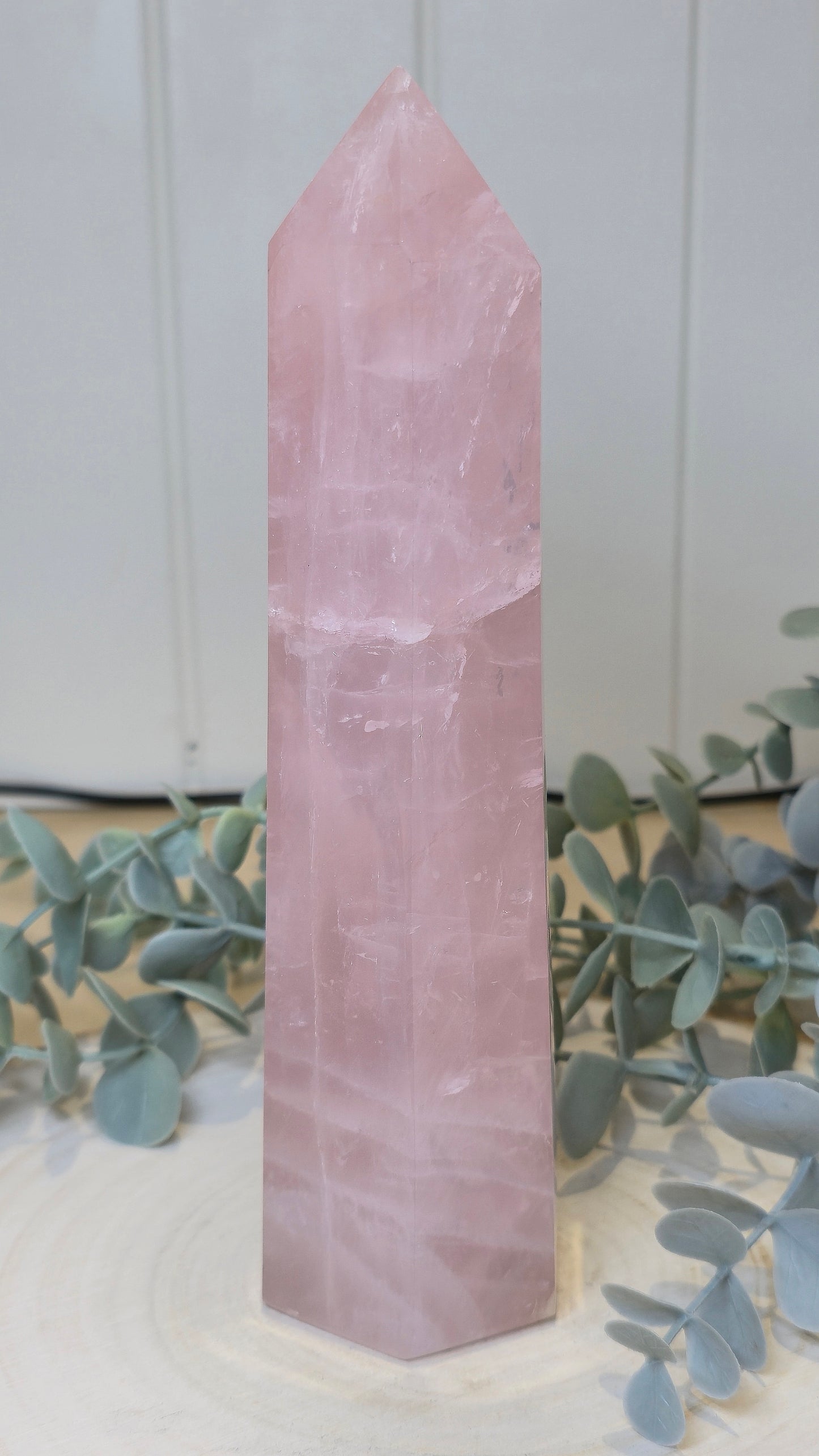 Pointe en Quartz rose de Madagascar